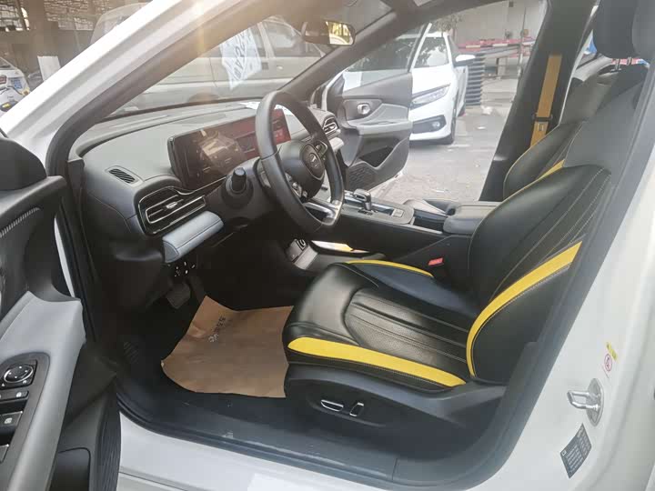 Фото 6 - GAC Trumpchi Empow R