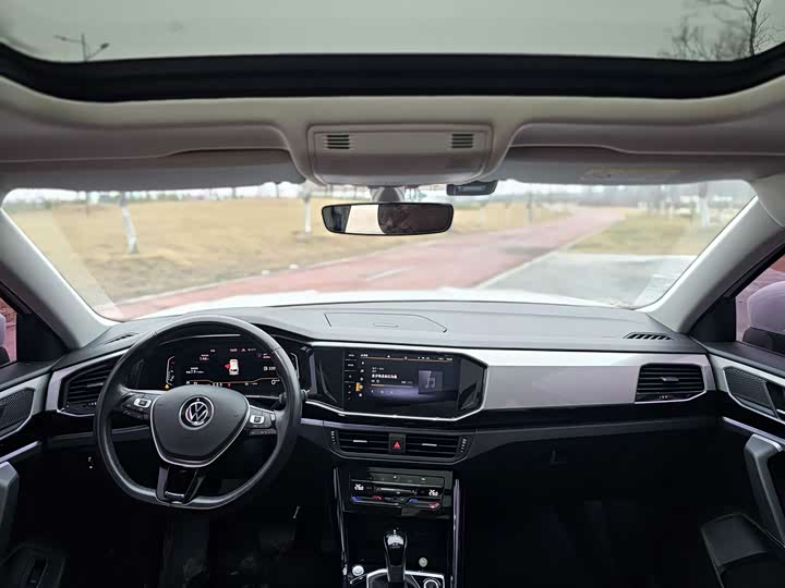 Фото 9 - Volkswagen Tayron