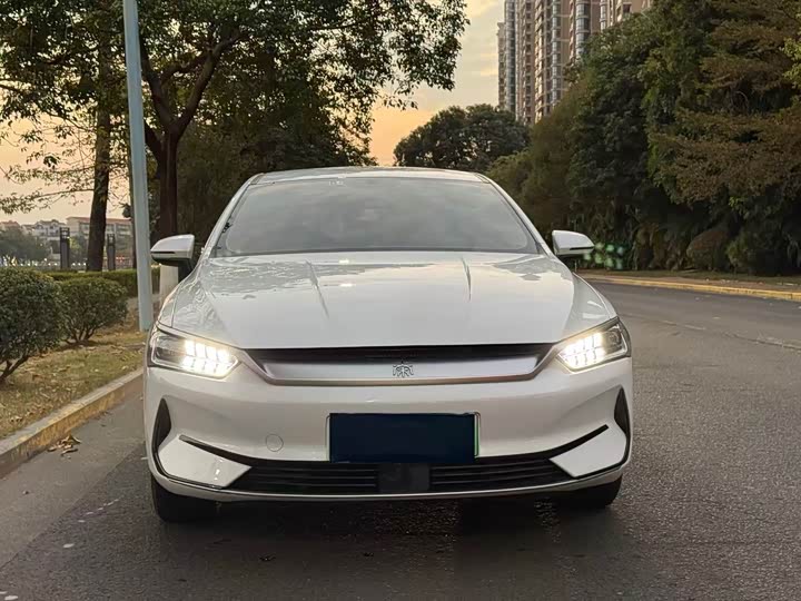 Фото 2 - BYD Qin Plus
