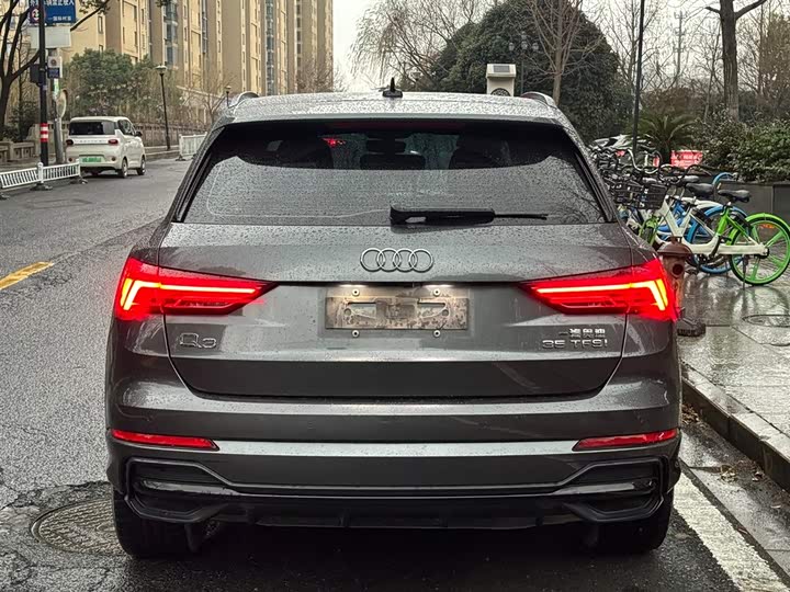 Фото 3 - Audi Q3