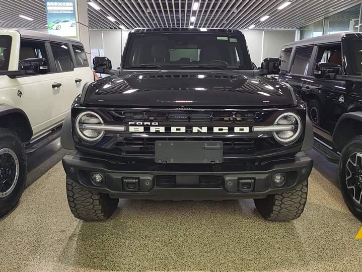 Фото 2 - Ford Bronco