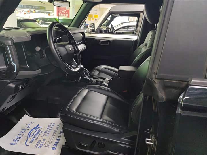 Фото 9 - Ford Bronco