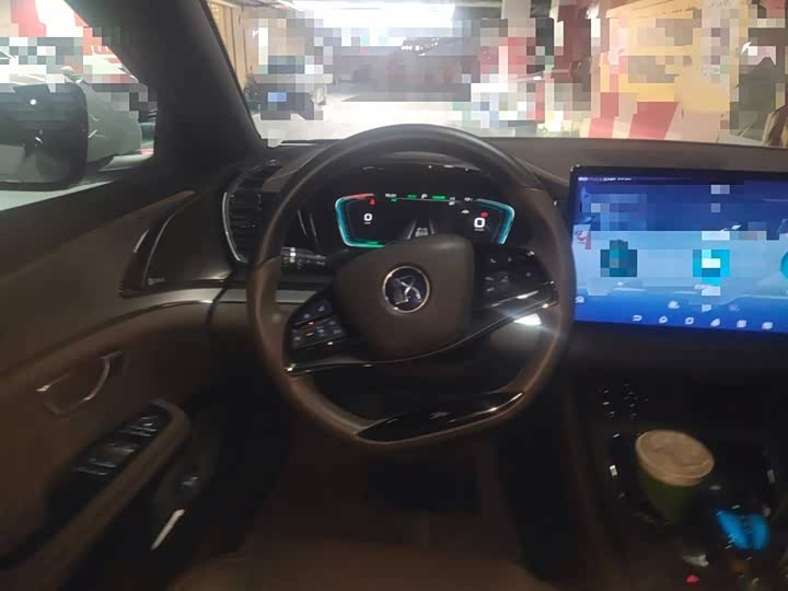 Фото 3 - BYD Han