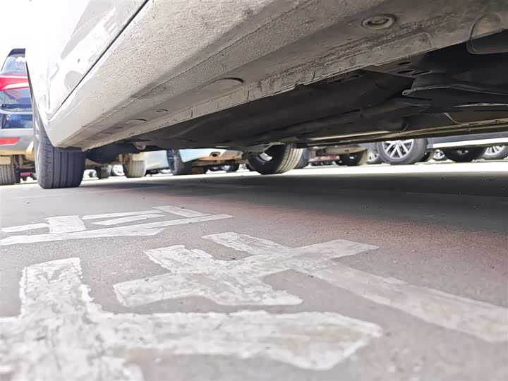 Фото 2 - Ford Escort