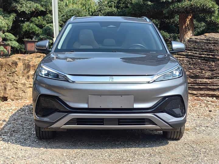 Фото 2 - BYD Yuan Plus