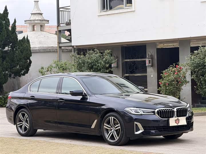 Фото 7 - BMW 5 Series