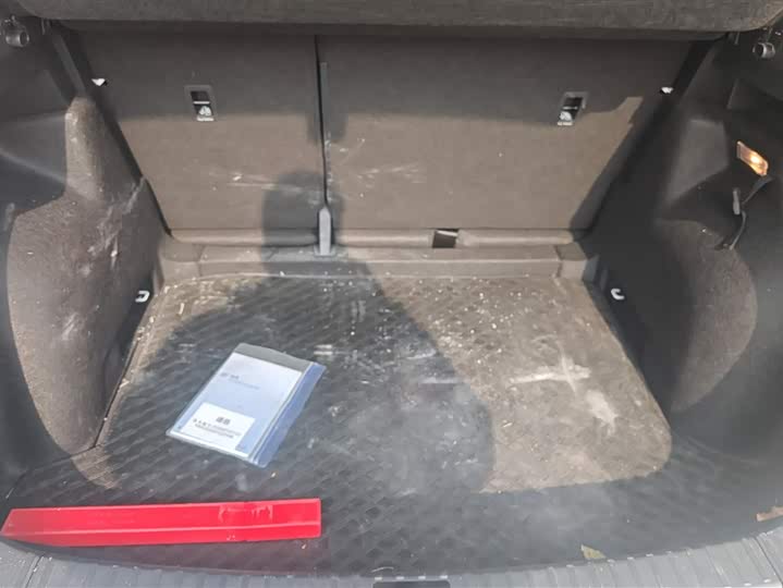 Фото 4 - Volkswagen Tharu