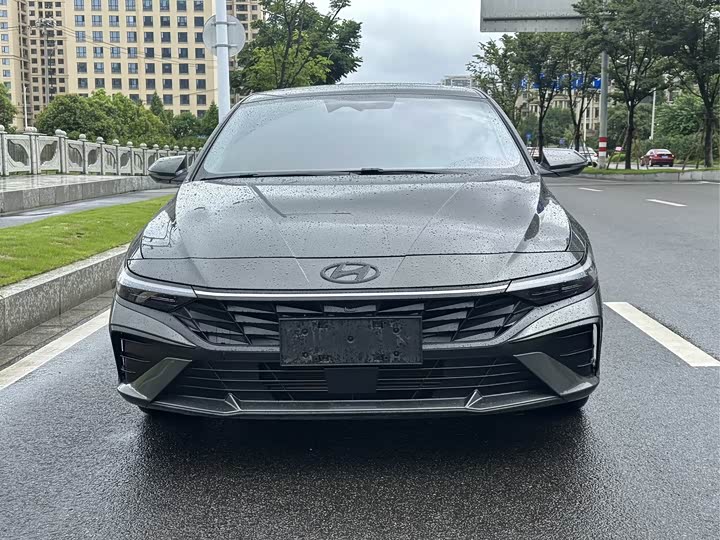 Фото 2 - Hyundai Elantra N line