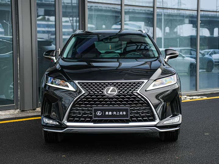 Фото 2 - Lexus RX