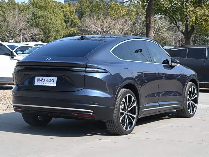 Фото 6 - Nio EC6