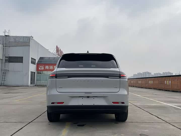 Фото 8 - Leapmotor C10