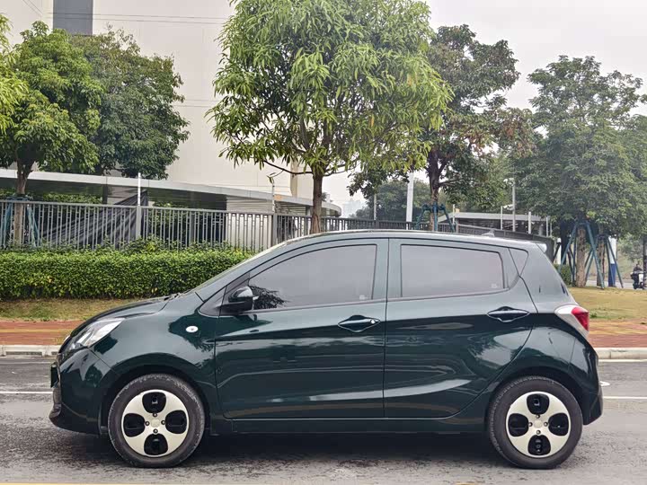 Фото 2 - Changan BenBen E-Star