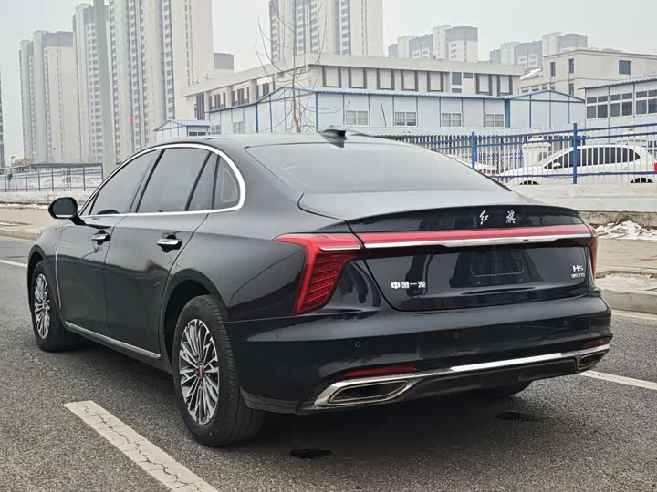 Фото 9 - Hongqi H5