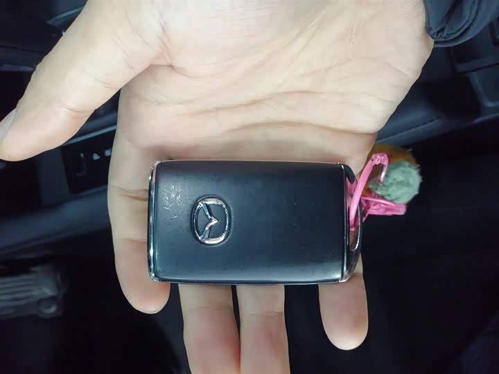 Фото 9 - Mazda 3 (Axela)