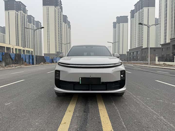 Фото 2 - LiXiang L6