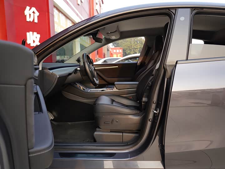 Фото 5 - Tesla Model Y