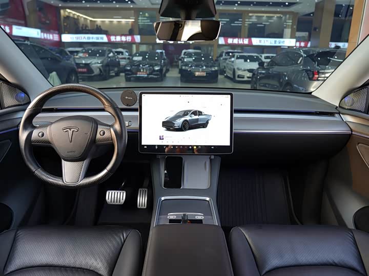 Фото 7 - Tesla Model Y