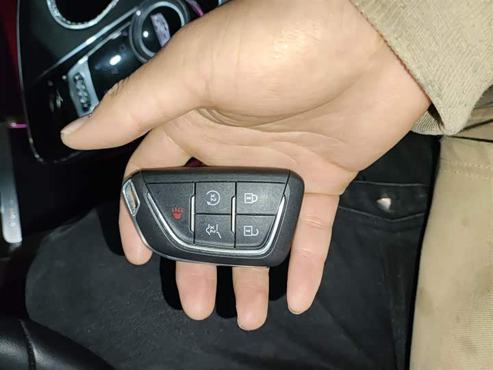 Фото 9 - Cadillac Lyriq