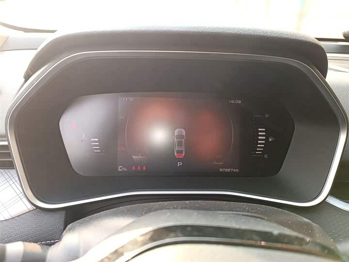 Фото 4 - Geely Preface