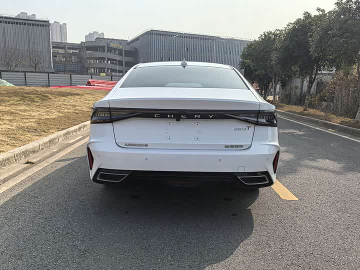 Фото 6 - Chery Arrizo 8