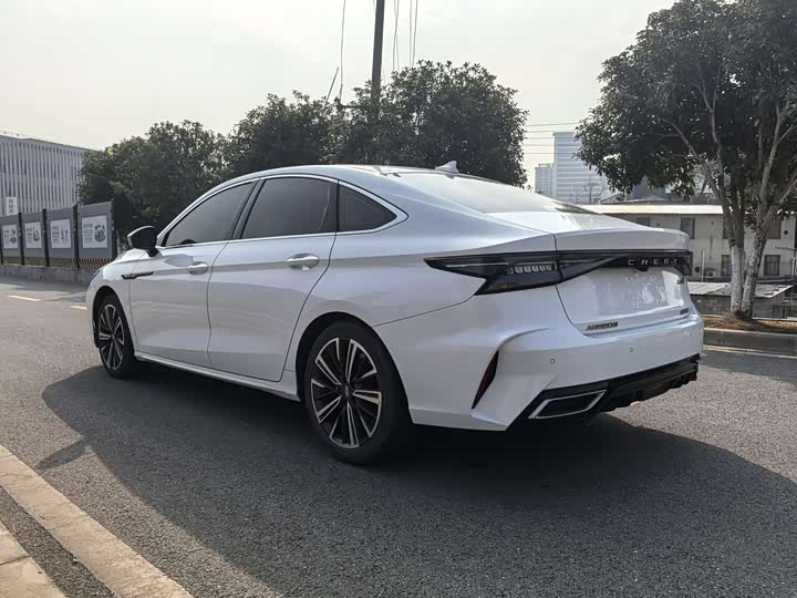 Фото 7 - Chery Arrizo 8