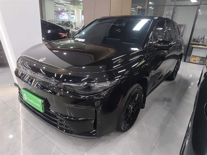 Фото 2 - Leapmotor C10