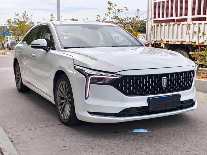 Фото 3 - Bestune B70