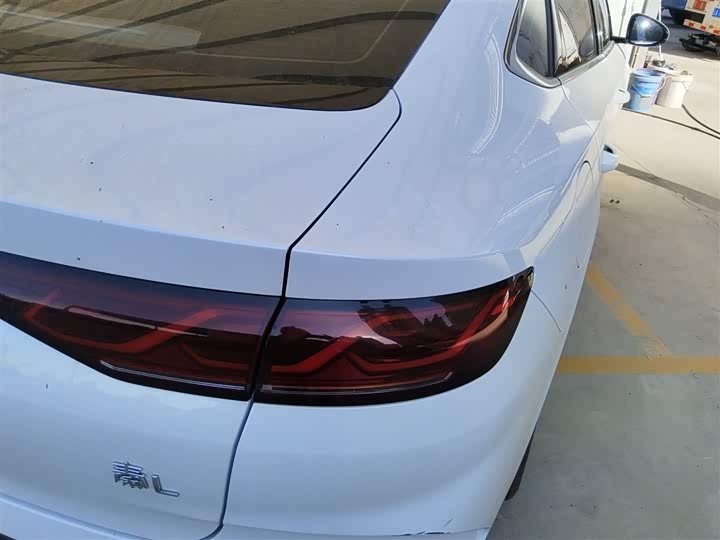 Фото 8 - BYD Qin L