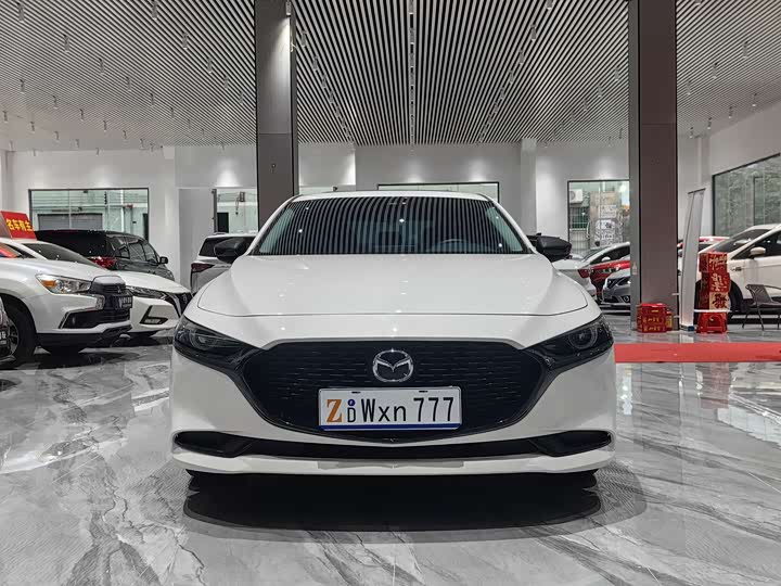 Фото 3 - Mazda 3 (Axela)