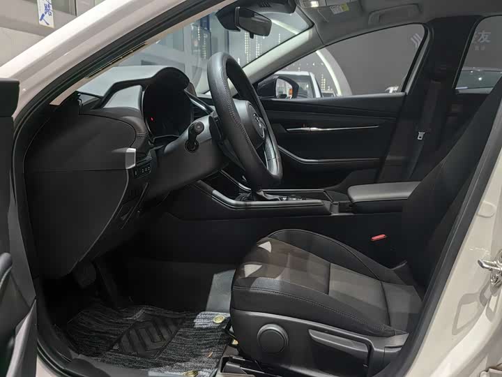 Фото 5 - Mazda 3 (Axela)