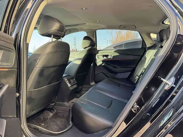 Фото 3 - Honda Accord