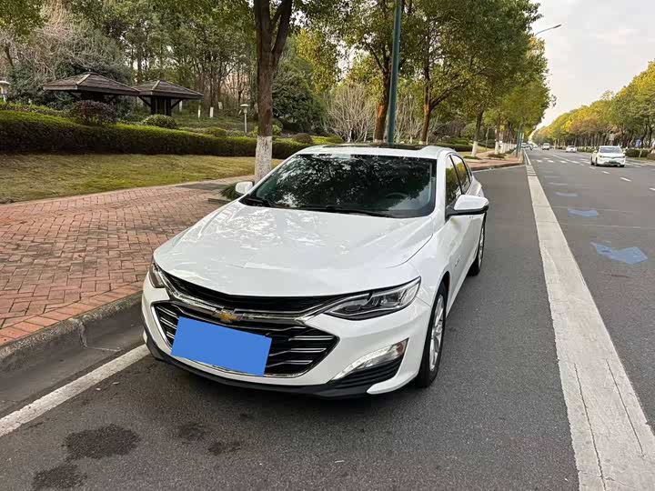 Фото 1 - Chevrolet Malibu XL