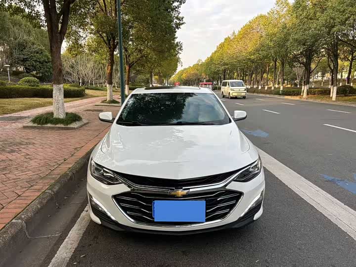 Фото 2 - Chevrolet Malibu XL