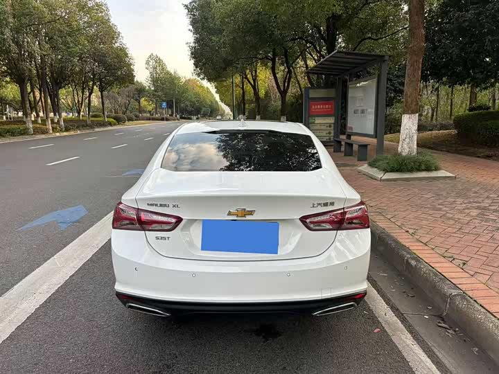 Фото 8 - Chevrolet Malibu XL