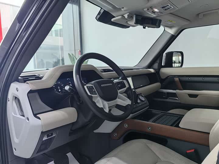 Фото 4 - Land Rover Defender