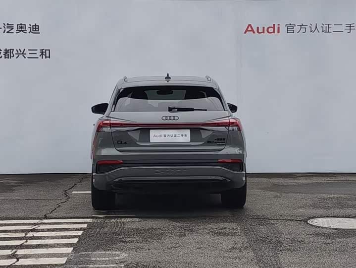 Фото 5 - Audi Q4 e-tron