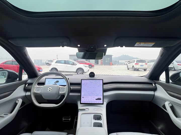 Фото 7 - Nio ES8