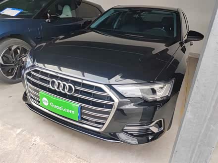 Фото 1 - Audi A6L