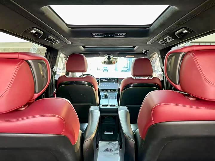 Фото 9 - GAC Trumpchi M8