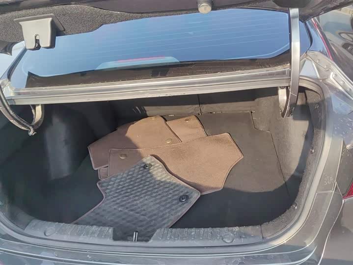 Фото 4 - Changan Eado Plus