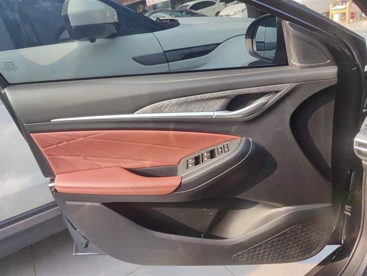 Фото 7 - Changan Eado Plus