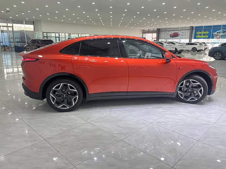 Фото 2 - Nio Onvo L60