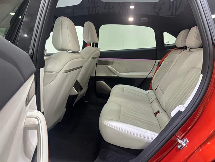 Фото 4 - Nio Onvo L60