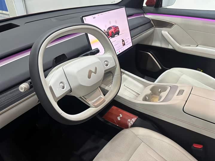 Фото 7 - Nio Onvo L60