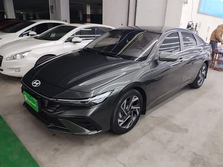 Фото 1 - Hyundai Elantra N line