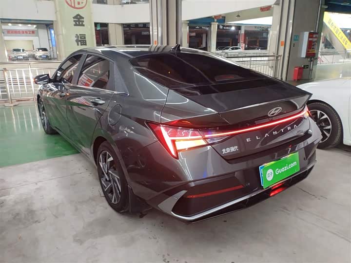 Фото 5 - Hyundai Elantra N line