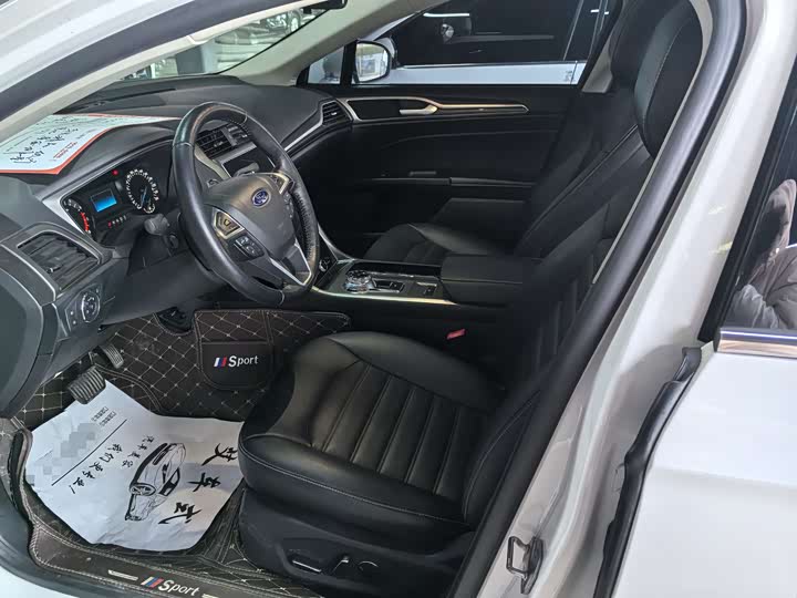 Фото 6 - Ford Mondeo