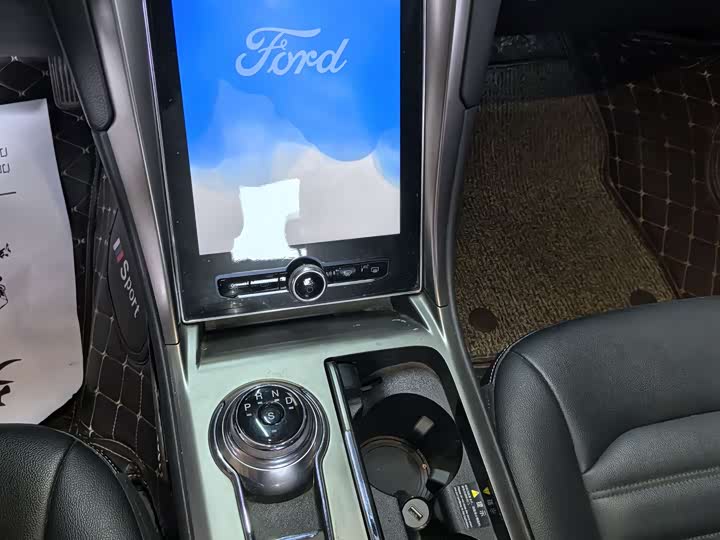 Фото 9 - Ford Mondeo