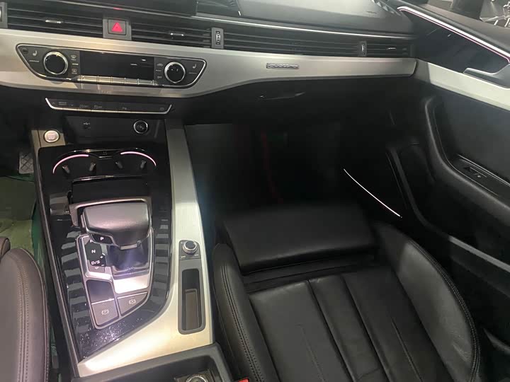 Фото 8 - Audi A5