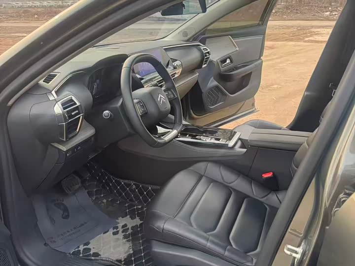 Фото 3 - Citroen C5 X